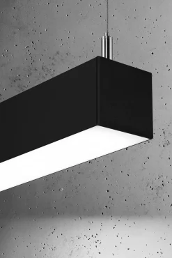 Hängeleuchte PINNE 150 Schwarz - 39W - 7200Lm - 4000K Neutralweiß