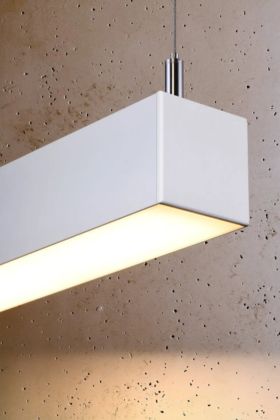 Hängeleuchte PINNE 150 Weiß - 39W - 7200Lm - 3000K Warmweiß