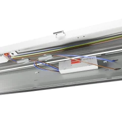 LED Feuchtraumleuchte IP66 – 27-58W 4200-9000Lm – 840 Kaltweiß | 150cm – Multi Lumen Einstellbar – IK10 – Limea Pro