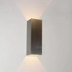 LED-Wandleuchte – Aluminium – VEGAS150 – nach oben und unten gerichtet – IP65 – 2 x 2,3 W, 2700 K – 150 mm