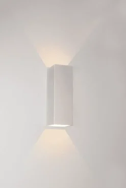 LED-Wandleuchte Weiß – VEGAS150 – Nach oben und unten schwenkbar – IP65 – 2 x 2,3 W, 2700 K – 150 mm